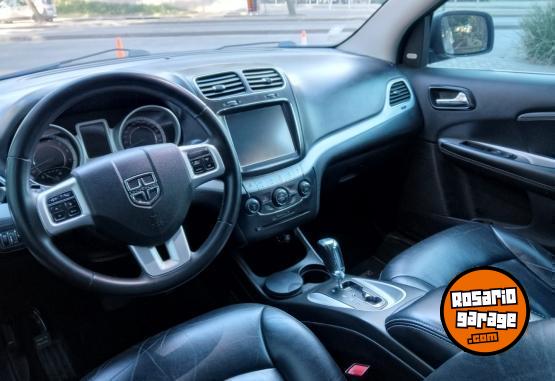 Camionetas - Dodge Journey SXT 2.4 3 filas 2017 Nafta  - En Venta