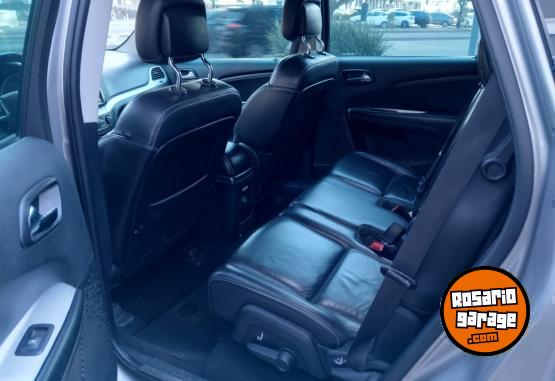 Camionetas - Dodge Journey SXT 2.4 3 filas 2017 Nafta  - En Venta
