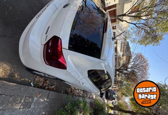 Autos - Volkswagen Polo 2019 Nafta 88000Km - En Venta