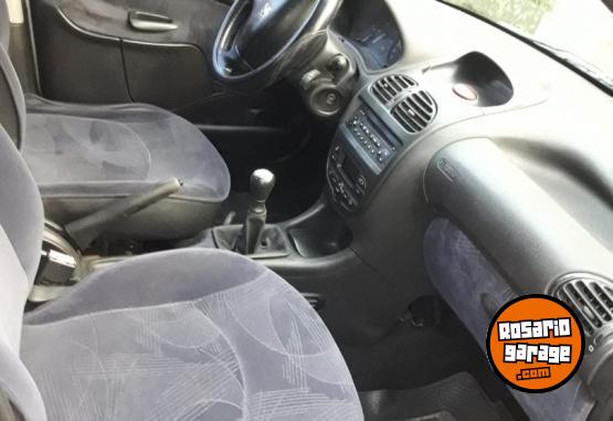 Autos - Peugeot 206 1.9 2004 Diesel 280000Km - En Venta