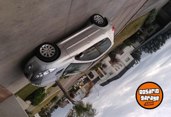 Autos - Peugeot 207 2011 Diesel 153000Km - En Venta