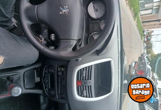 Autos - Peugeot 207 2011 Diesel 153000Km - En Venta