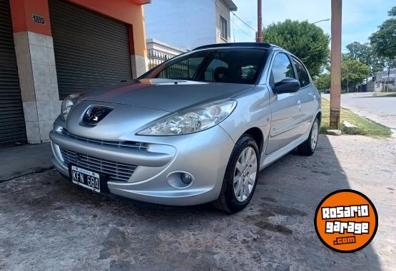 Autos - Peugeot 207 2011 Diesel 153000Km - En Venta
