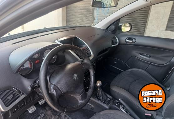 Autos - Peugeot 207 2011 Diesel 153000Km - En Venta