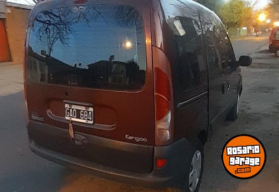 Utilitarios - Renault Kangoo 2007 Diesel 300000Km - En Venta