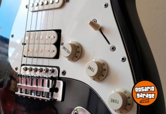 Instrumentos Musicales - Guitarra Squier Strato Korea edici�n 50 aniversario Fender - En Venta
