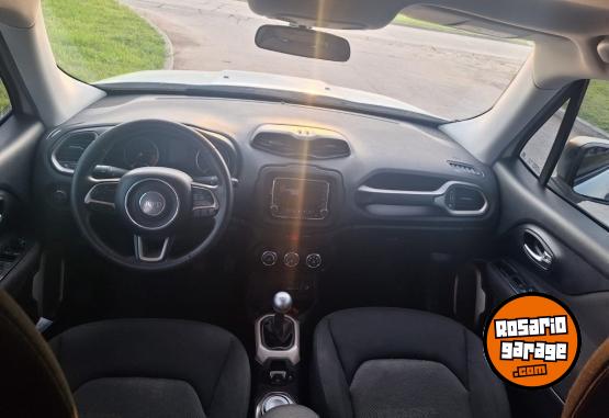 Camionetas - Jeep Renegade 2017 Nafta 100200Km - En Venta