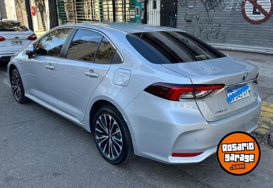 Autos - Toyota COROLLA SEG HIBRIDO 2024 Electrico / Hibrido 14500Km - En Venta