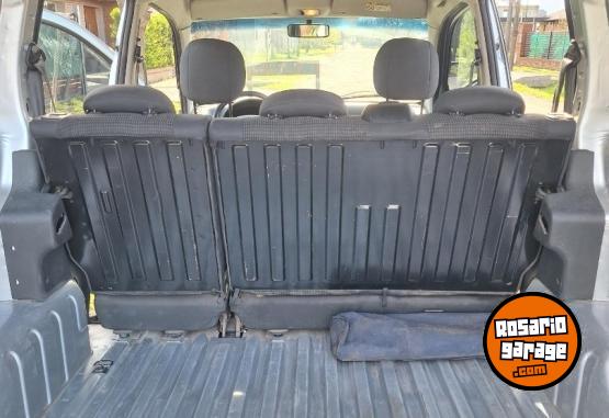 Utilitarios - Peugeot Partner 1.6 HDI 92 5as 2020 Diesel 145000Km - En Venta