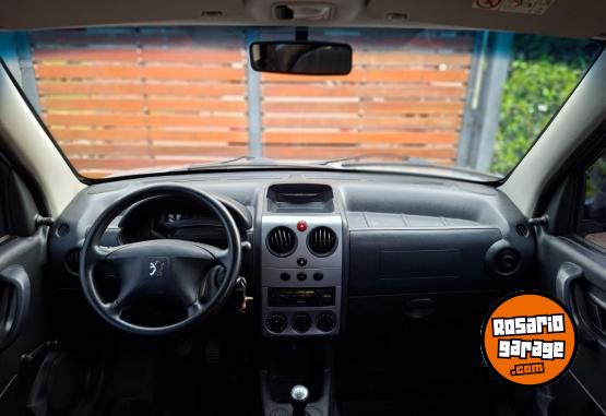 Utilitarios - Peugeot Partner 1.6 HDI 92 5as 2020 Diesel 145000Km - En Venta