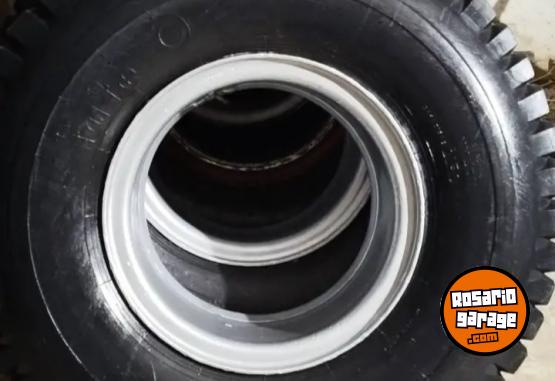 Accesorios para Autos - 5 ruedas camion + 2 camaras - En Venta