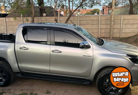 Camionetas - Toyota Hilux 2022 Diesel 63000Km - En Venta