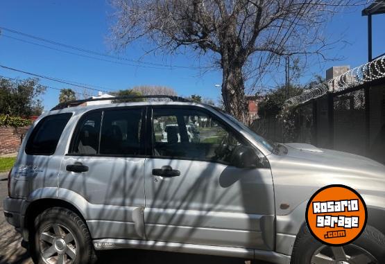Camionetas - Suzuki Grand vitara 2001 Diesel 350000Km - En Venta