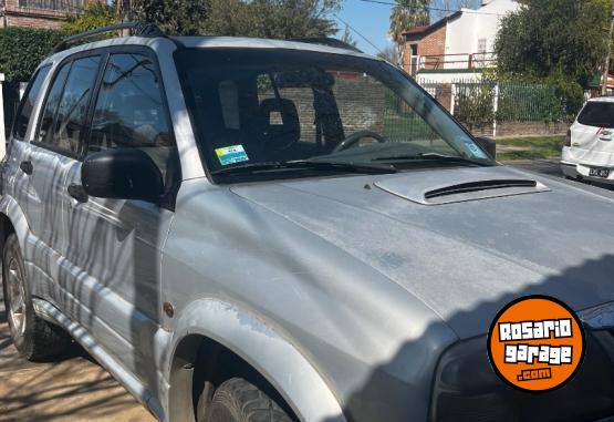 Camionetas - Suzuki Grand vitara 2001 Diesel 350000Km - En Venta