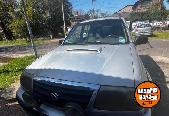 Camionetas - Suzuki Grand vitara 2001 Diesel 350000Km - En Venta
