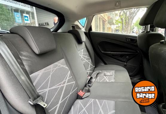 Autos - Ford Fiesta 2015 Nafta 110000Km - En Venta