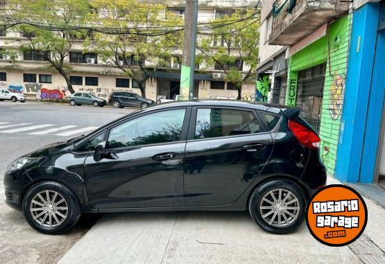 Autos - Ford Fiesta 2015 Nafta 110000Km - En Venta