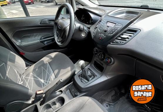 Autos - Ford Fiesta 2015 Nafta 110000Km - En Venta