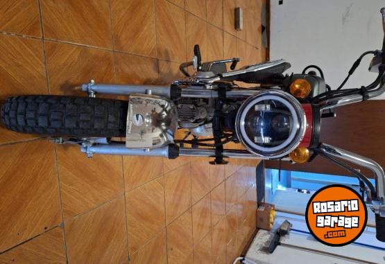 Motos - Corven DX80 2021 Nafta 8700Km - En Venta