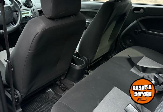 Autos - Ford Fiesta Ambiente 2012 Nafta 141000Km - En Venta