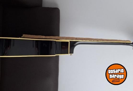 Instrumentos Musicales - YAMAHA APX 500II Y FUNDA GATOR - En Venta