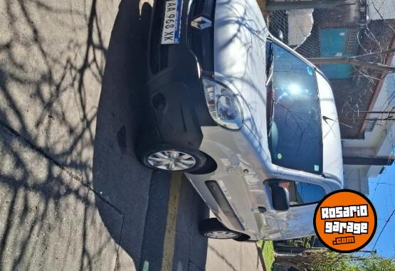 Utilitarios - Renault Kangoo 2017 GNC 99800Km - En Venta