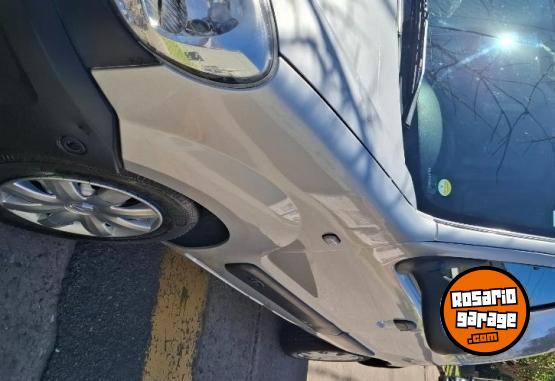 Utilitarios - Renault Kangoo 2017 GNC 99800Km - En Venta