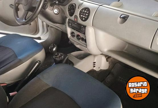 Utilitarios - Renault Kangoo 2009 Nafta 229000Km - En Venta