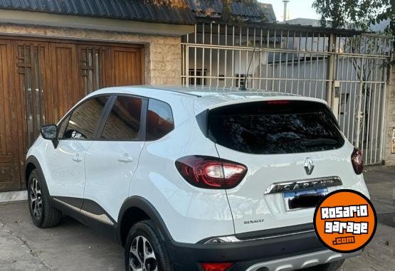 Autos - Renault Captur Intense 2019 Nafta 30000Km - En Venta