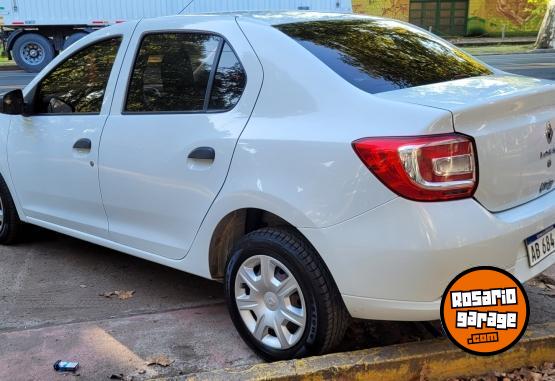 Autos - Renault Logan authentique plus 1. 2017 Nafta 116000Km - En Venta