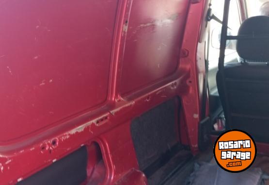 Utilitarios - Peugeot Partner 2012 Diesel 210000Km - En Venta