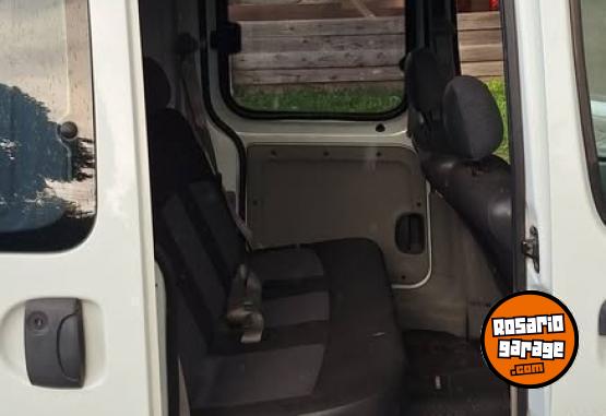 Utilitarios - Renault kangoo 2012 Nafta 186000Km - En Venta