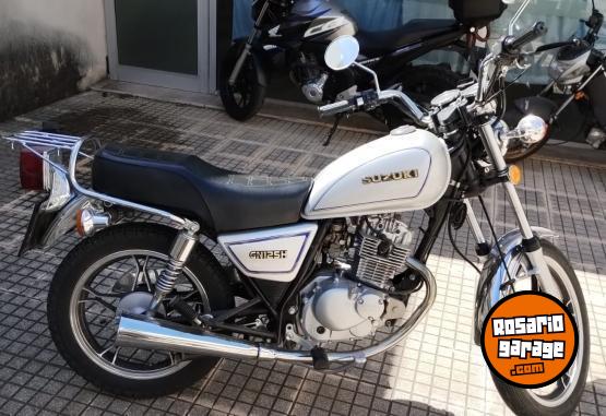 Motos - Suzuki gn 125 h 2017 Nafta 15000Km - En Venta