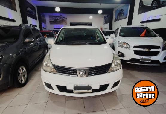Autos - Nissan Tiida 1.8 Visia 2008 Nafta 180000Km - En Venta
