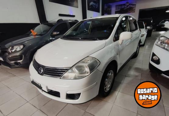 Autos - Nissan Tiida 1.8 Visia 2008 Nafta 180000Km - En Venta