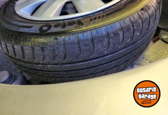 Utilitarios - Renault Kangoo 2009 GNC 252000Km - En Venta