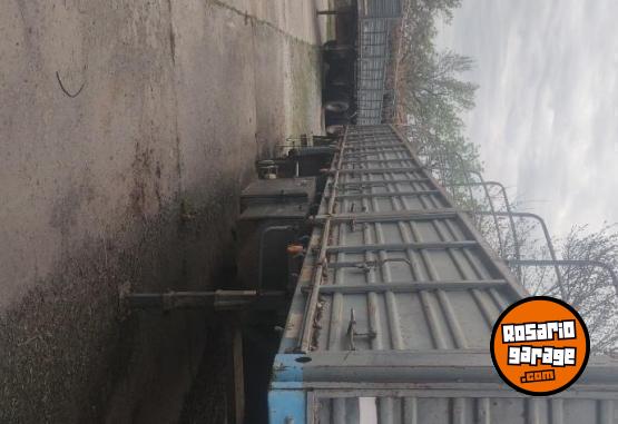 Camiones y Grúas - RANDON 2+1 MODELO 2004 - En Venta