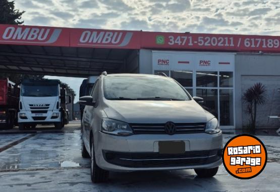 Autos - Volkswagen SURAN 1.6L 5p 2013 Nafta 109000Km - En Venta