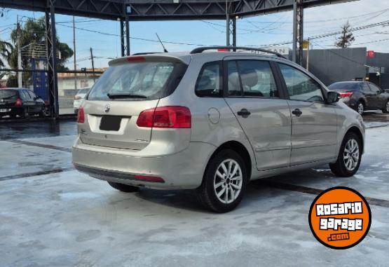 Autos - Volkswagen SURAN 1.6L 5p 2013 Nafta 109000Km - En Venta