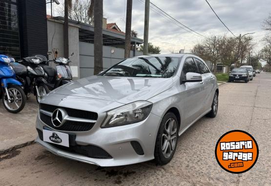 Autos - Mercedes Benz A200 2017 Nafta 80000Km - En Venta
