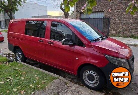 Utilitarios - Mercedes Benz Vito 2016 Diesel 195000Km - En Venta