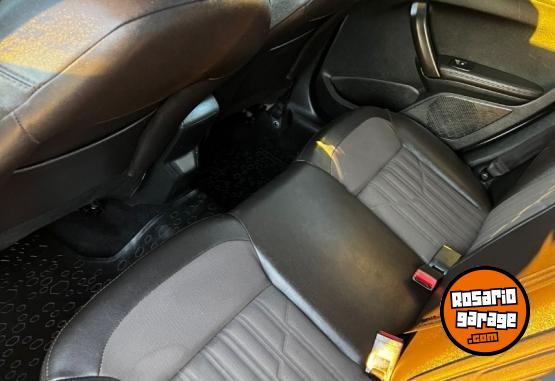 Autos - Peugeot 2008 1.6 165 cv Sport mt6 2016 Nafta 146000Km - En Venta