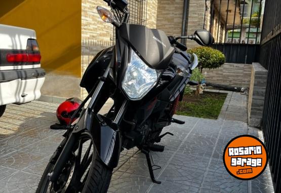 Motos - Honda Twister 125 2024 Nafta 7000Km - En Venta