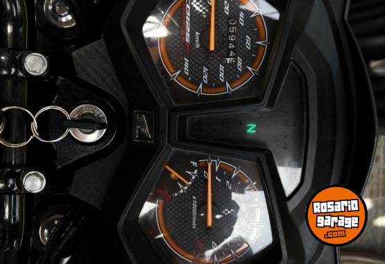 Motos - Honda Twister 125 2024 Nafta 7000Km - En Venta