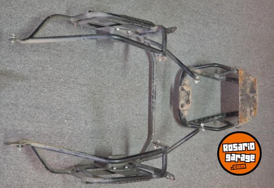 Accesorios para Motos - Soportes y baules zontes - En Venta