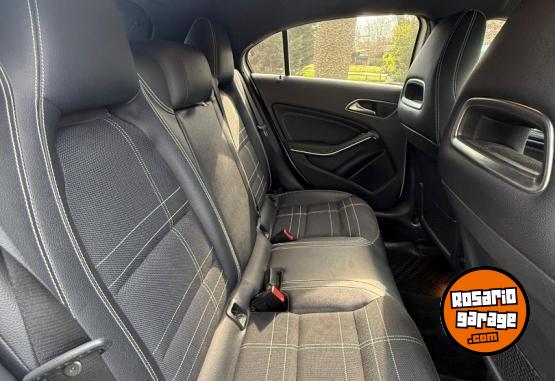 Autos - Mercedes Benz A 200 URBAN 2017 Nafta 98000Km - En Venta
