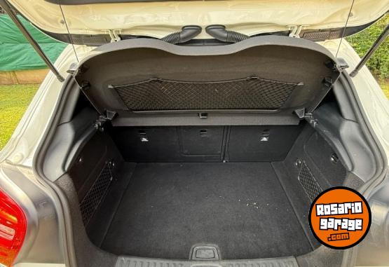 Autos - Mercedes Benz A 200 URBAN 2017 Nafta 98000Km - En Venta