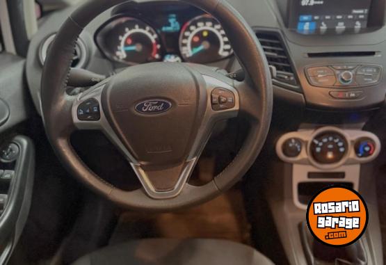 Autos - Ford FIESTA SE 1.6 MT NAFTA/GN 2018 GNC 78500Km - En Venta