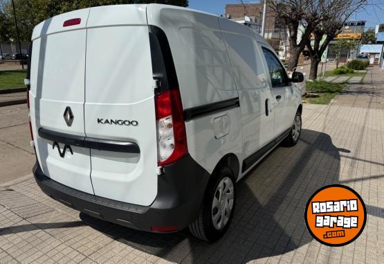 Utilitarios - Renault KANGOO EXPRESS 2A 2025 Nafta 0Km - En Venta