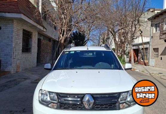 Camionetas - Renault Duster Oroch 2017 GNC 260000Km - En Venta